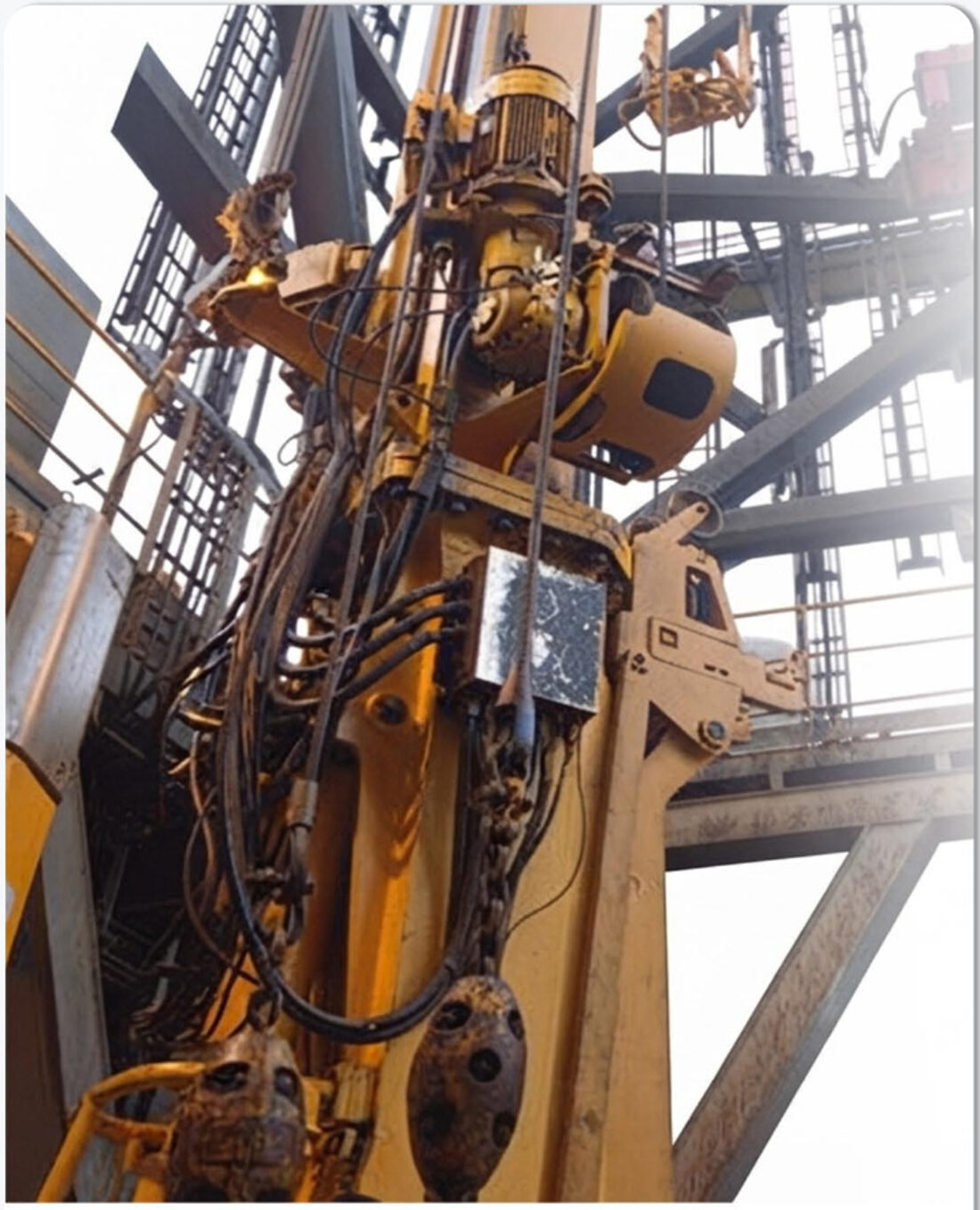 Top-drive inspection and maintenance support